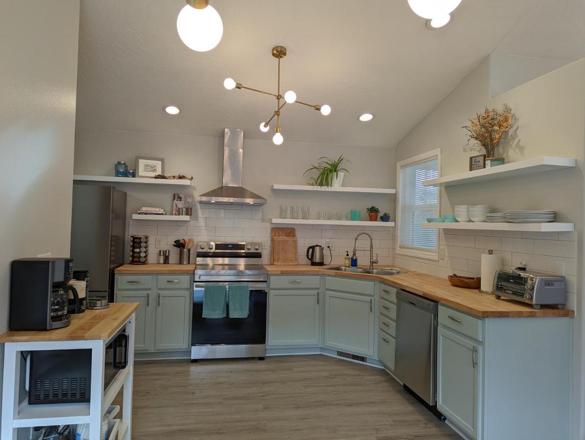 Appartement Contemporary 2-bedroom Close To Downtown, Dining *